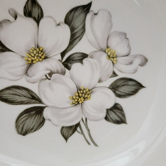 Vintage Monticello Steubenville 8 3/4" Serving Bowl, Dogwood Floral Pattern - Picture 3 of 10
